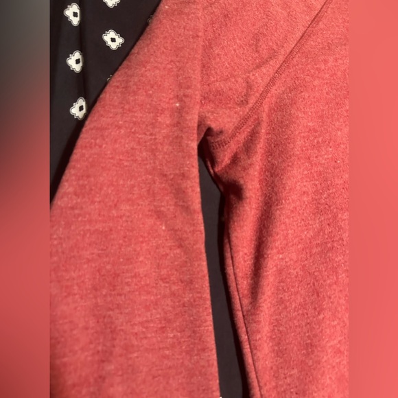 Davina red soft long sleeve sweater w/ pockets-size l - Picture 7 of 11